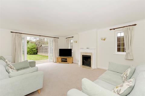 4 bedroom detached house to rent, Lock Road, Marlow, Buckinghamshire, SL7