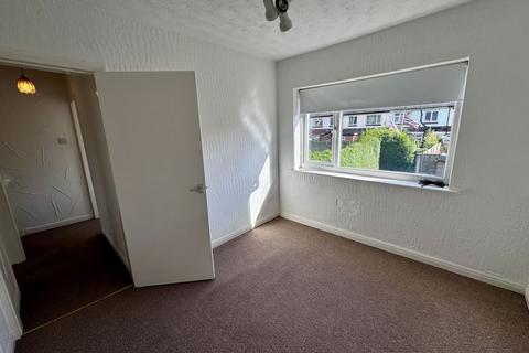 2 bedroom terraced house to rent, Springfield Drive, Congleton