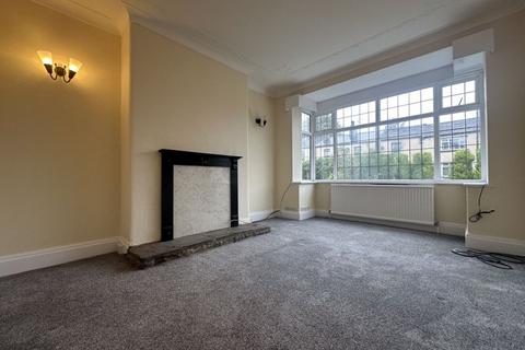 3 bedroom semi-detached house to rent - Bolton Road, Rochdale