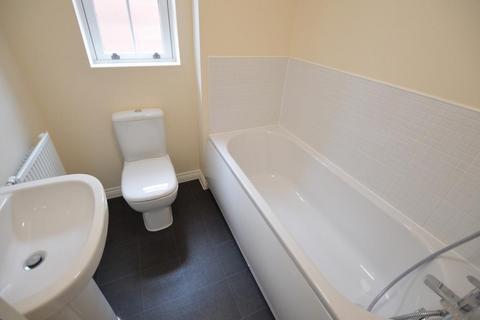 3 bedroom semi-detached house to rent, Crowsley Road, Kempston, MK42