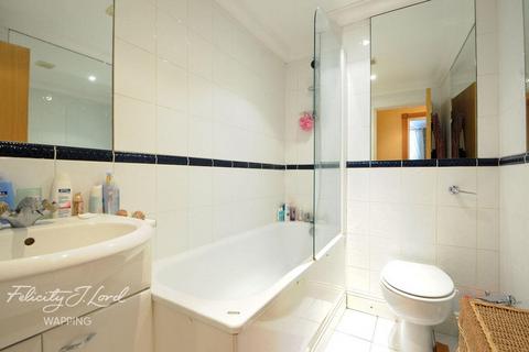 2 bedroom flat to rent, St Katharines Way, London