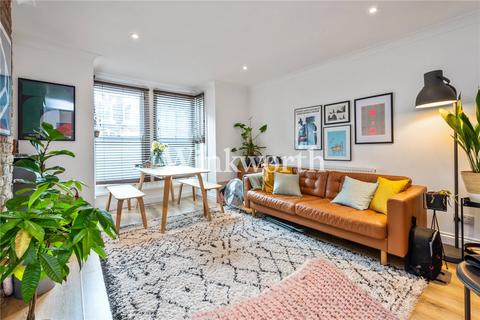 2 bedroom apartment to rent, Saratoga Road, Clapton, E5