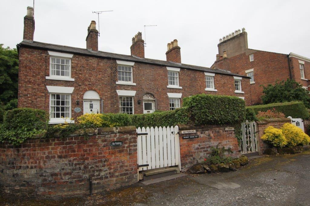 Village Road, Christleton 2 bed cottage £850 pcm (£196 pw)