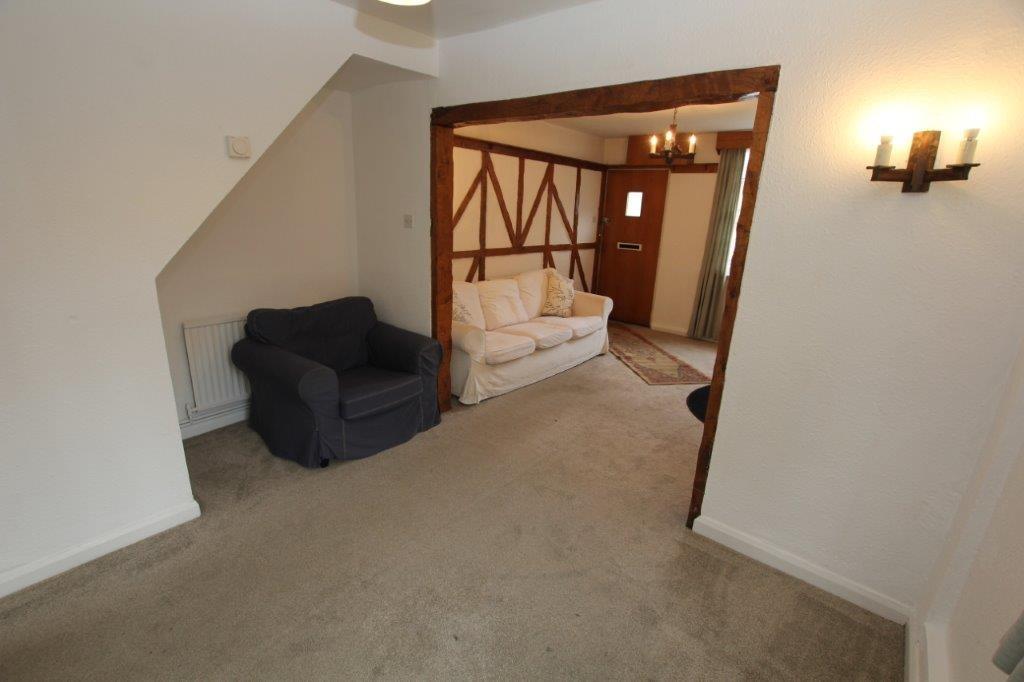 Village Road, Christleton 2 bed cottage £850 pcm (£196 pw)