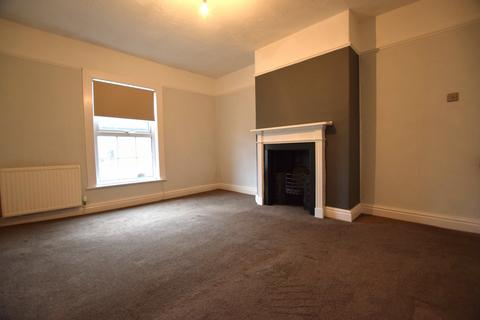 2 bedroom terraced house to rent, Prestbury Road, Macclesfield