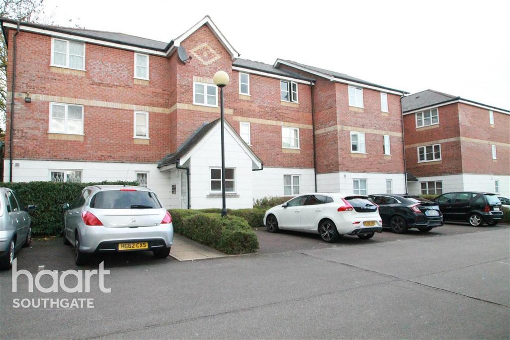 Leigh Hunt Drive, N14 2 bed flat £1,750 pcm (£404 pw)