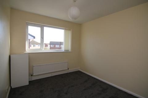 2 bedroom flat to rent, Guy Lane, Waverton Park