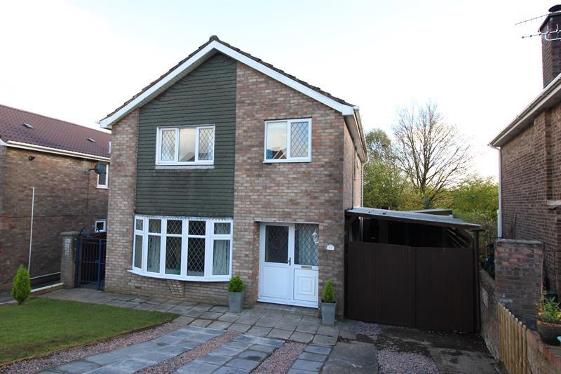 Monmouth Court, Caerphilly 4 bed detached house £259,950