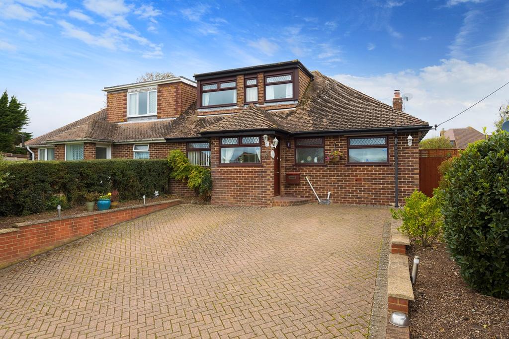 Queens Lea, West Hougham, Dover, CT15 3 bed semidetached house £339,995