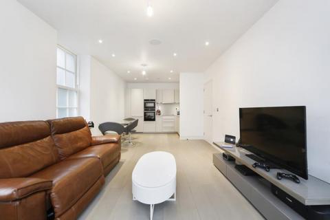 2 bedroom flat to rent, Heath Drive, Hampstead, NW3