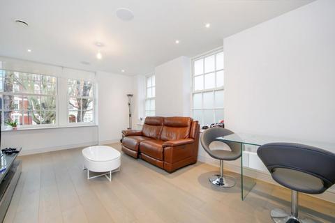 2 bedroom flat to rent, Heath Drive, Hampstead, NW3