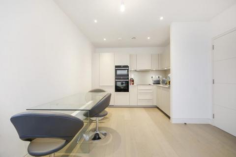 2 bedroom flat to rent, Heath Drive, Hampstead, NW3