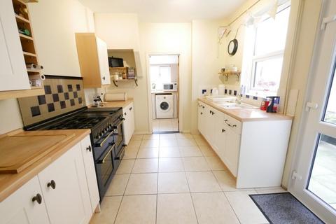 3 bedroom terraced house for sale, Brooks Hall Road, Ipswich
