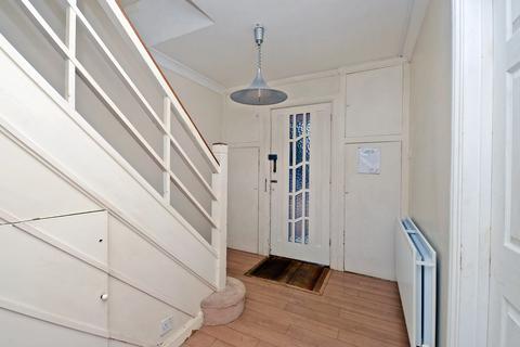 1 bedroom in a house share to rent, Frimley Road, Camberley