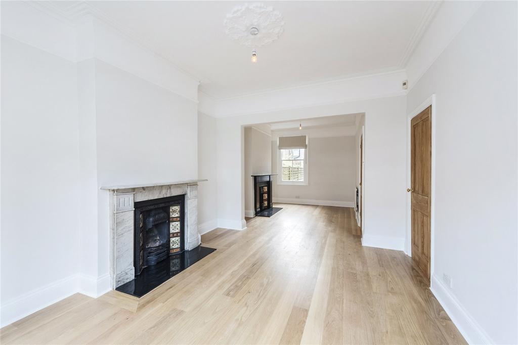 Fielding Road, Chiswick, London, W4 4 bed terraced house £4,000 pcm