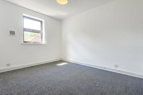 2 bedroom maisonette to rent, Verbena Close, West Drayton