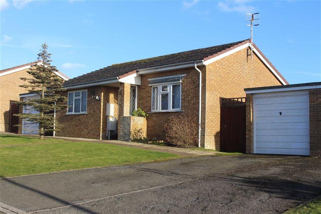 Clementine Avenue, Seaford 2 bed detached bungalow £362,500