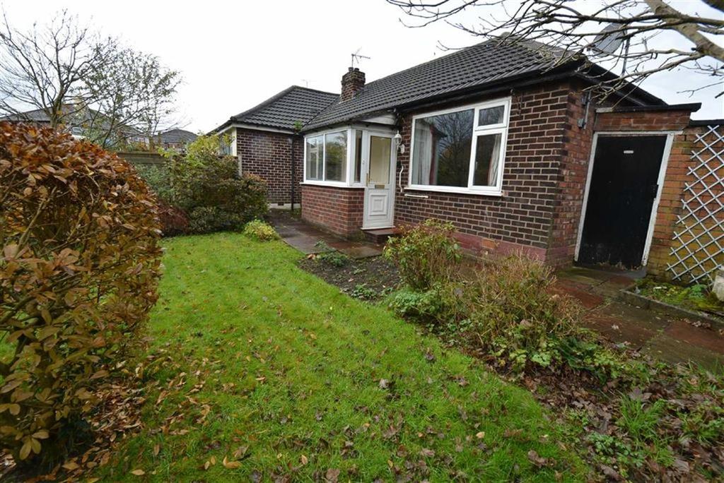 Riverside Drive, URMSTON 2 bed bungalow £285,000