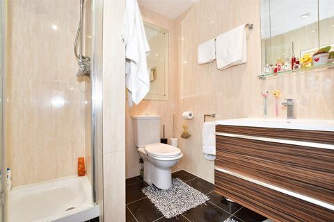 4 Crawfords, Swanley, BR8 7PL