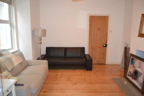 2 bedroom flat to rent, Coverton Road, Tooting, London, Wandsworth, SW17 0QW