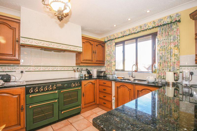 Cliff Road, North Petherton 4 bed detached house £399,995