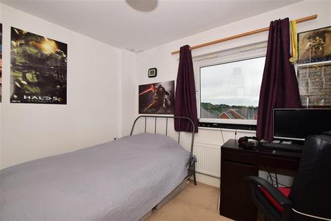 2 bedroom flat for sale, Burrage Road, Redhill, Surrey