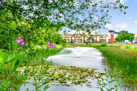 2 bedroom flat for sale, Burrage Road, Redhill, Surrey