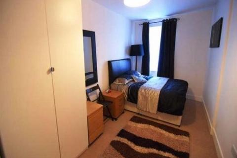 1 bedroom apartment to rent, High Road, Willesden, London, NW10