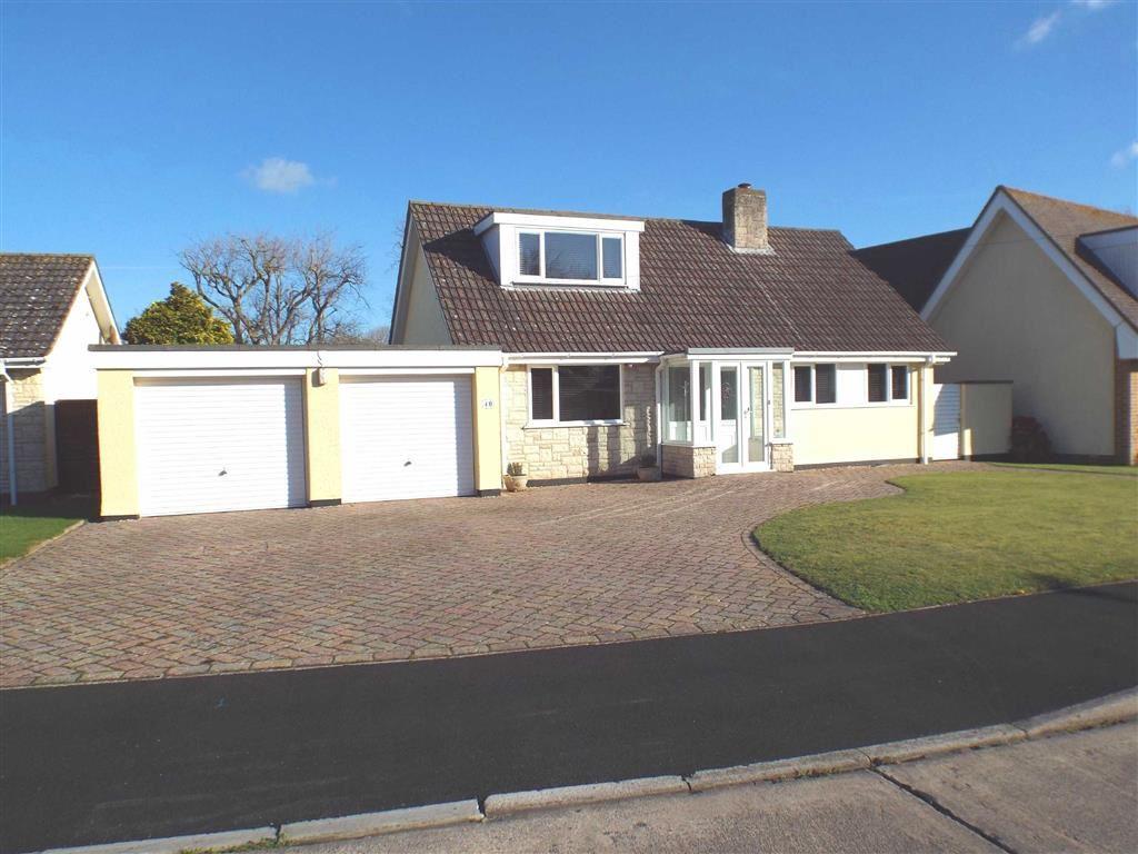Golf Links Road, BurnhamonSea 3 bed detached bungalow £379,000