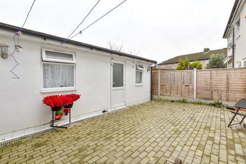 3 bedroom terraced house for sale, Brooks Avenue, East Ham