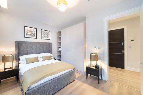 undefined, Southampton Street, WC2E