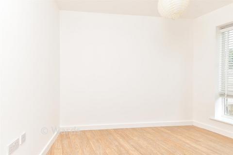 2 bedroom apartment for sale, High Street, Rochester, Kent