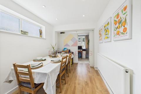 undefined, Hunt Close, Feering CO5