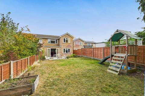 undefined, Hunt Close, Feering CO5