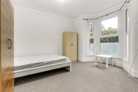 5 bedroom terraced house to rent, Vaughan Road, Stratford, London, E15