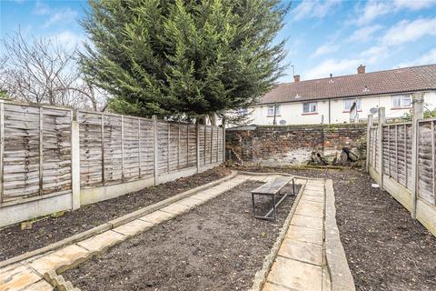 5 bedroom terraced house to rent, Vaughan Road, Stratford, London, E15