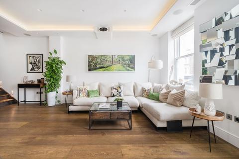 3 bedroom apartment to rent, Golborne Road, London, W10