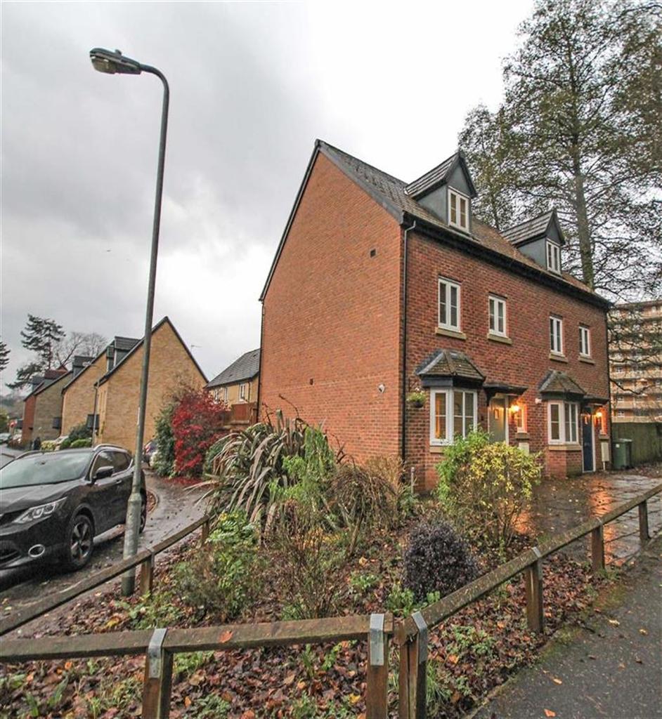 Properties for Sale in CARDIFF, Hollybush Estate Cardiff South