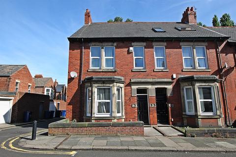 4 bedroom property to rent - Buston Terrace, Newcastle Upon Tyne