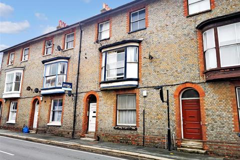 1 bedroom ground floor flat for sale, St. James Street, Newport, Isle of Wight
