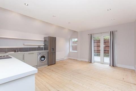 2 bedroom flat to rent, Elbe Street, Fulham, London, SW6