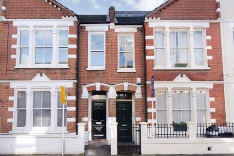 2 bedroom flat to rent, Elbe Street, Fulham, London, SW6