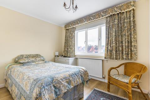 33 Bishopslea Close, Wells, BA5 1TG