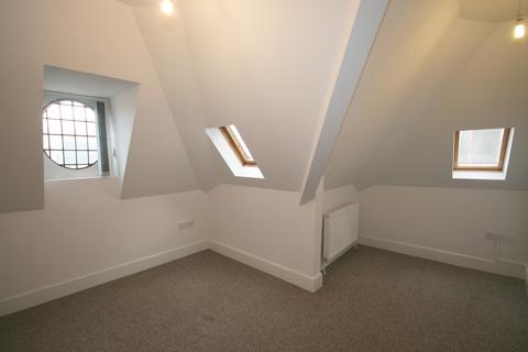 4 bedroom maisonette to rent, Westminster Chambers, Gell Street, Sheffield S3