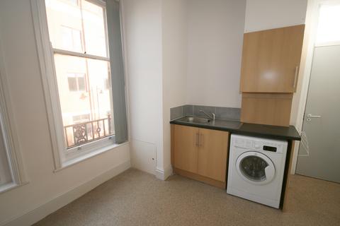 4 bedroom maisonette to rent, Westminster Chambers, Gell Street, Sheffield S3