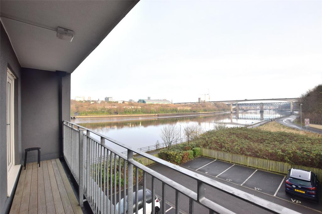 Balcony/Views