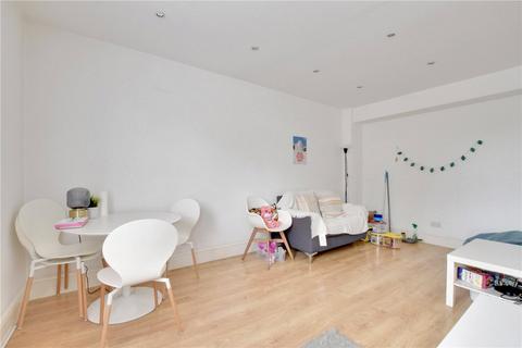 2 bedroom apartment to rent, Blackheath Road, London, SE10