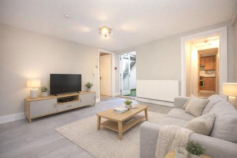 London Road, Cheltenham, Gloucestershire, GL52