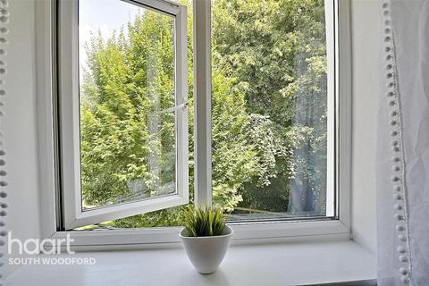undefined, Lime Tree Close, London