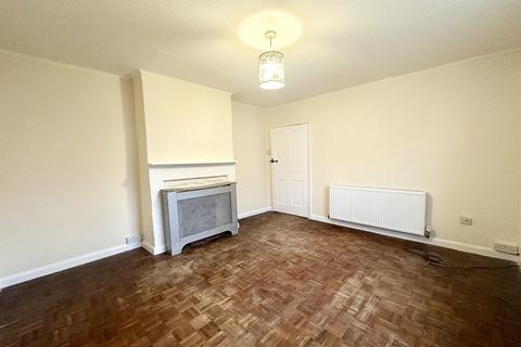 2 bedroom terraced house to rent, School Hill, Storrington, RH20